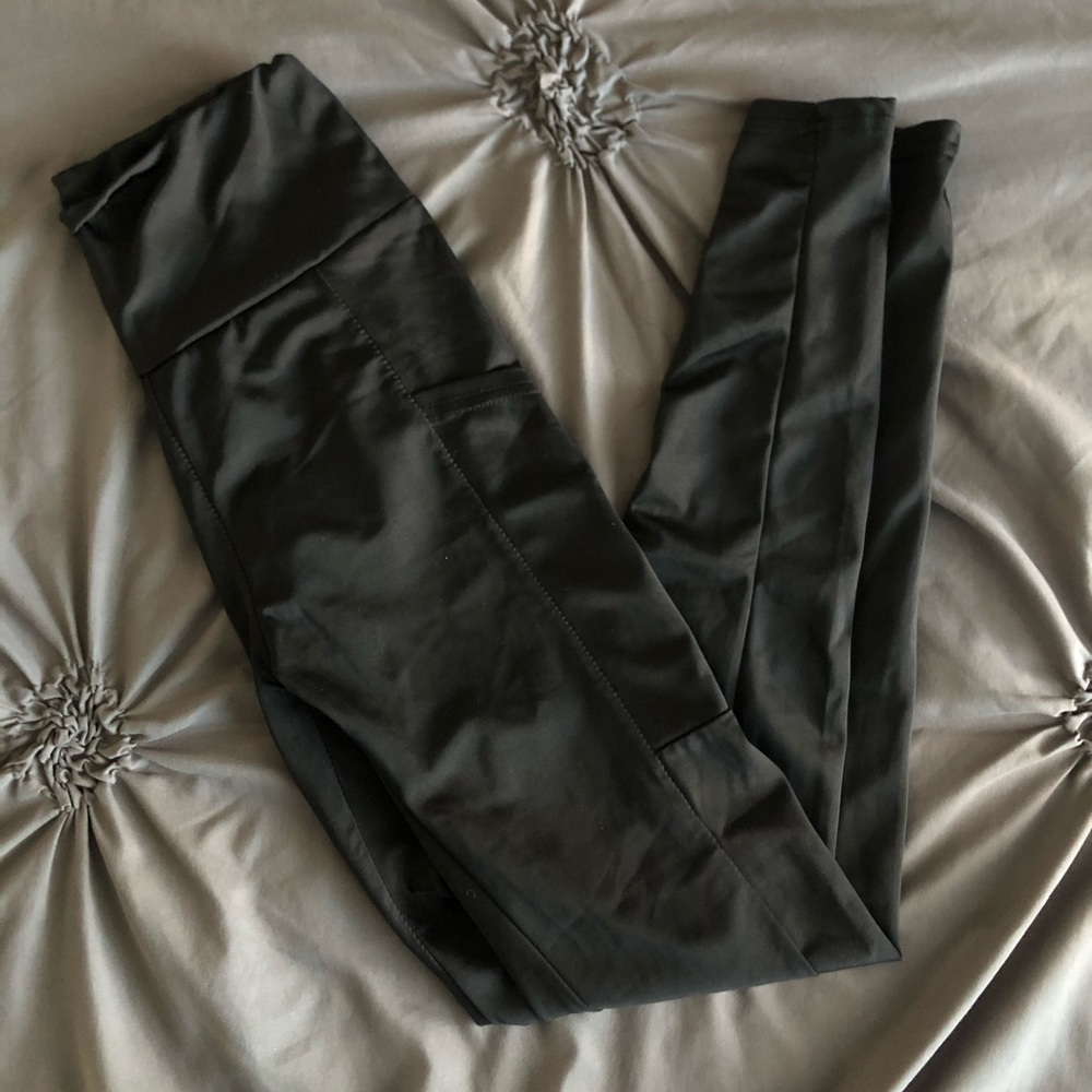 Workout leggings pockets!!!